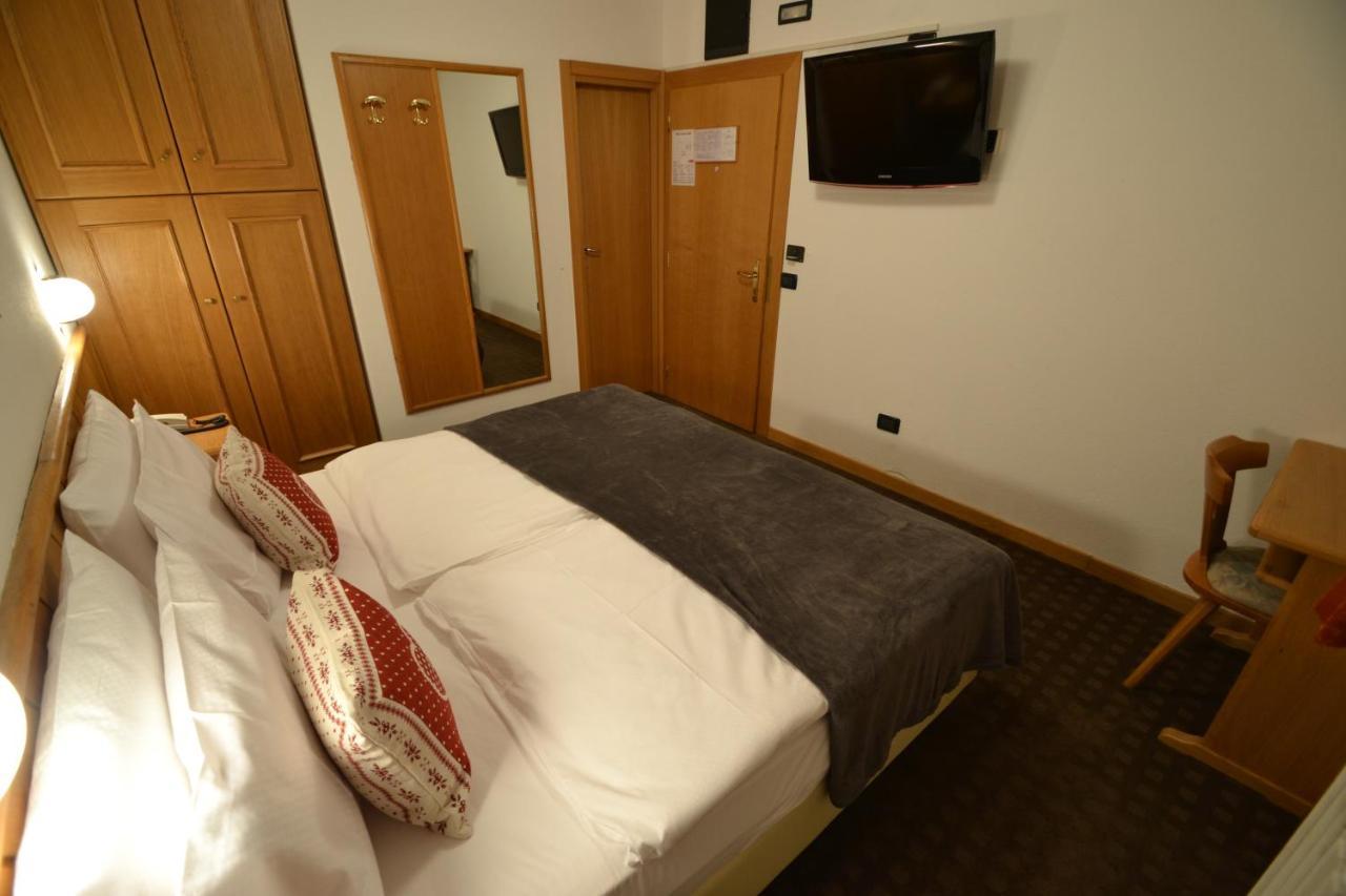 Hotel Piccolo Tibet Livigno Dış mekan fotoğraf